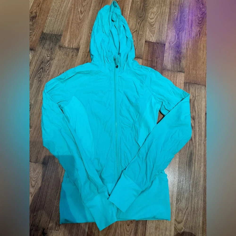 Lululemon In Flux Jacket - Picture 2 of 4